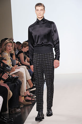 Yves Saint Laurent / - 2011